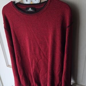 Men's Maroon Crewneck Sweater